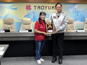 113年績優同仁獲市府表揚04